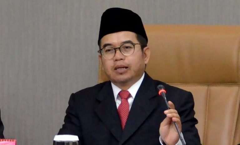 Cendekia Pemburu 4 Cendekia Pemburu