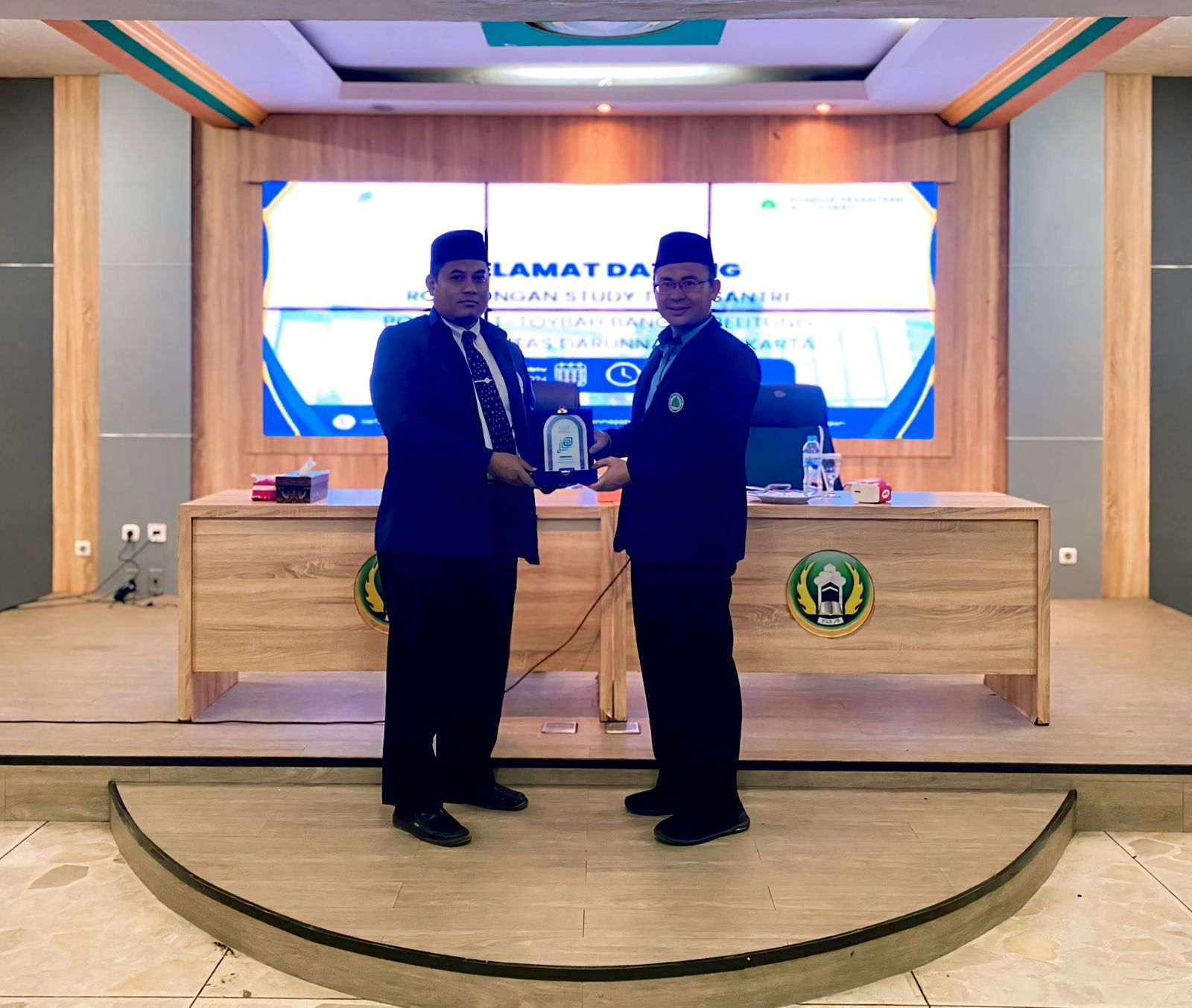 Sosialisasi Penerimaan Mahasiswa Semester Genap 2025/2026 Universitas Darunnajah dengan Pondok Pesantren At-Toybah Bangka Belitung 2 Sosialisasi Penerimaan Mahasiswa Semester Genap 2025/2026 Universitas Darunnajah dengan Pondok Pesantren At-Toybah Bangka Belitung