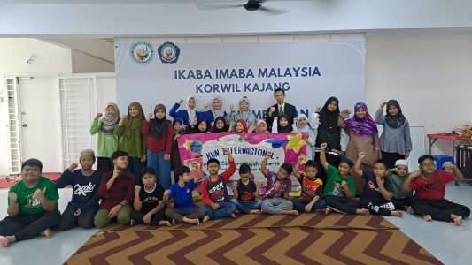 Dosen Pembimbing Universitas Darunnajah Monitoring KKN Internasional di Malaysia