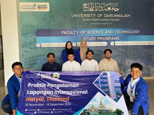 Menjaga Tradisi Pesantren Wakaf: Rektor Universitas Darunnajah Lepas Mahasiswa ke Hatyai untuk Pembelajaran Internasional Menjaga Tradisi Pesantren Wakaf: Rektor Universitas Darunnajah Lepas Mahasiswa ke Hatyai untuk Pembelajaran Internasional