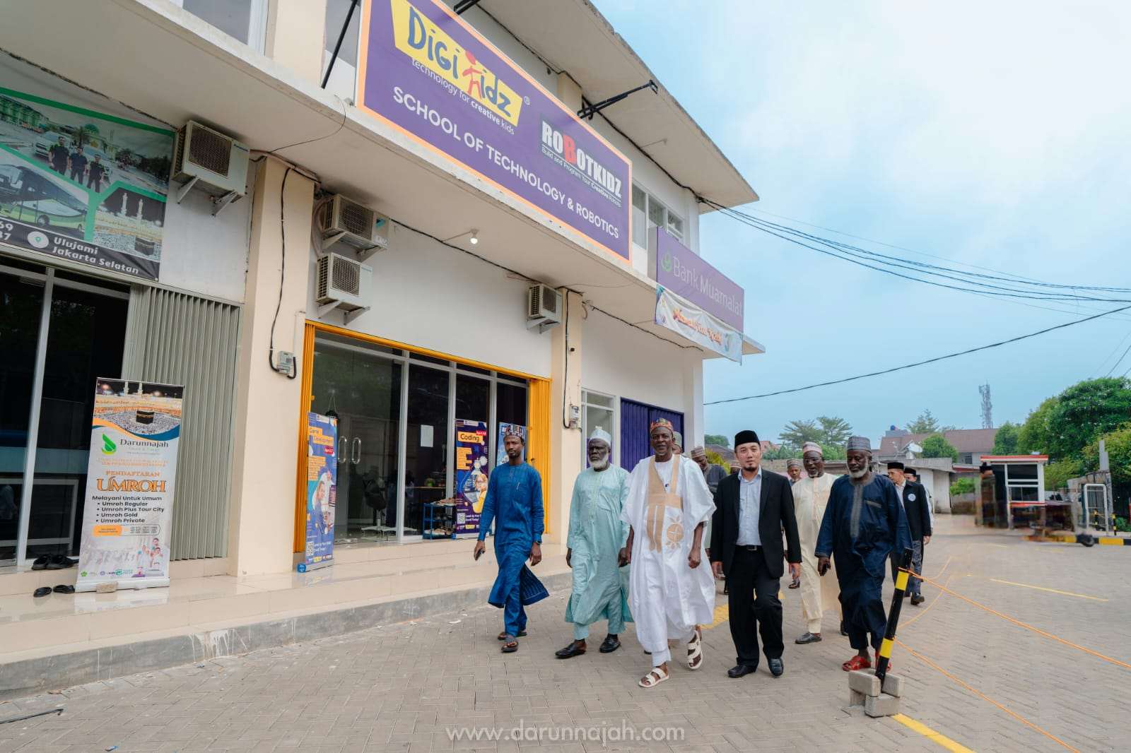 Memperkuat Kolaborasi Wakaf, Delegasi SOZECOM Nigeria Disambut Hangat di Darunnajah 1 Memperkuat Kolaborasi Wakaf, Delegasi SOZECOM Nigeria Disambut Hangat di Darunnajah