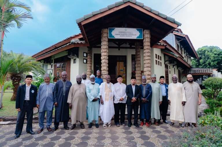 Memperkuat Kolaborasi Wakaf, Delegasi SOZECOM Nigeria Disambut Hangat di Darunnajah 4 Memperkuat Kolaborasi Wakaf, Delegasi SOZECOM Nigeria Disambut Hangat di Darunnajah