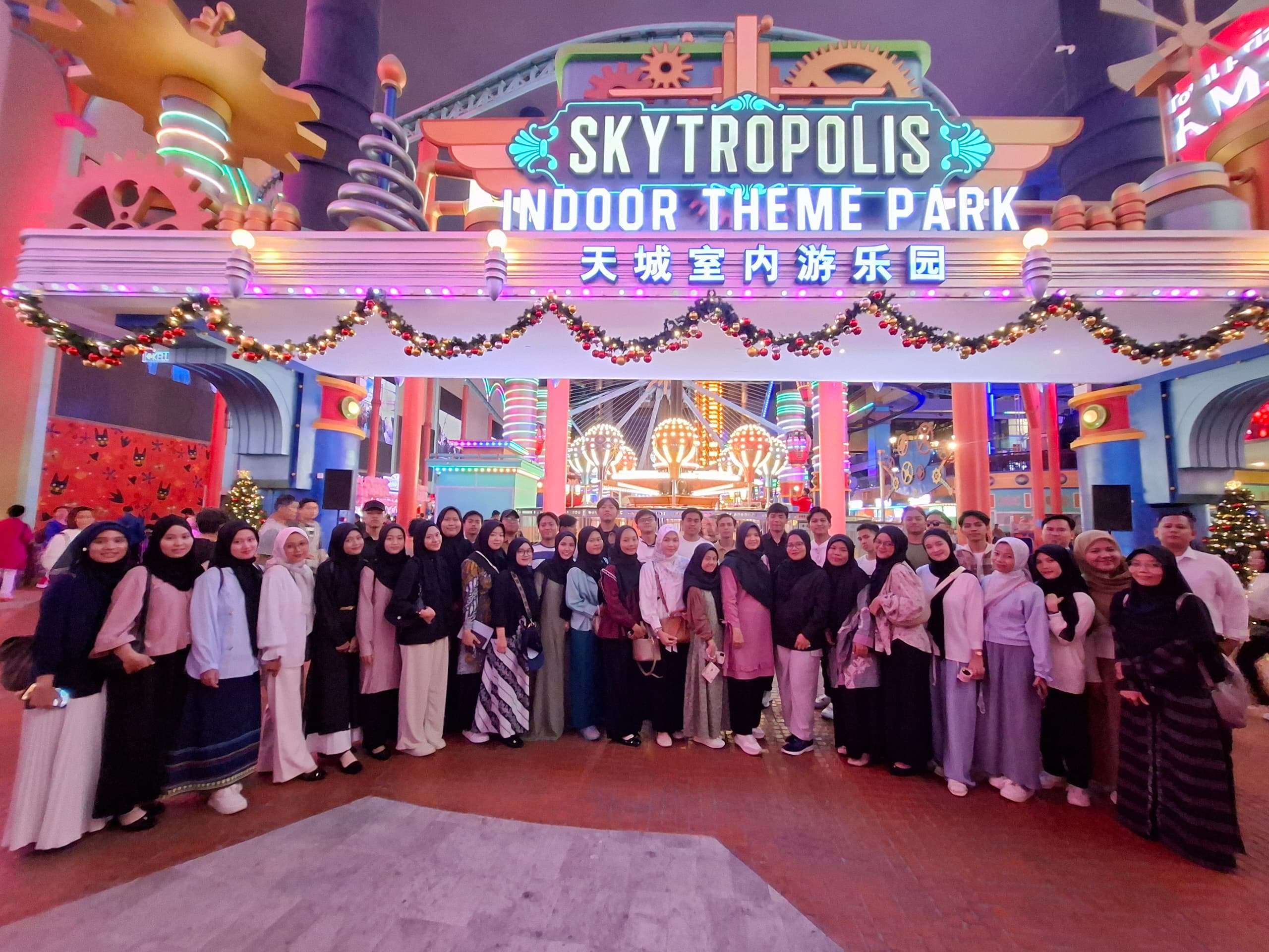 Mahasiswa KKN Internasional Universitas Darunnajah Gelar Rihlah City Tour ke Malaysia
