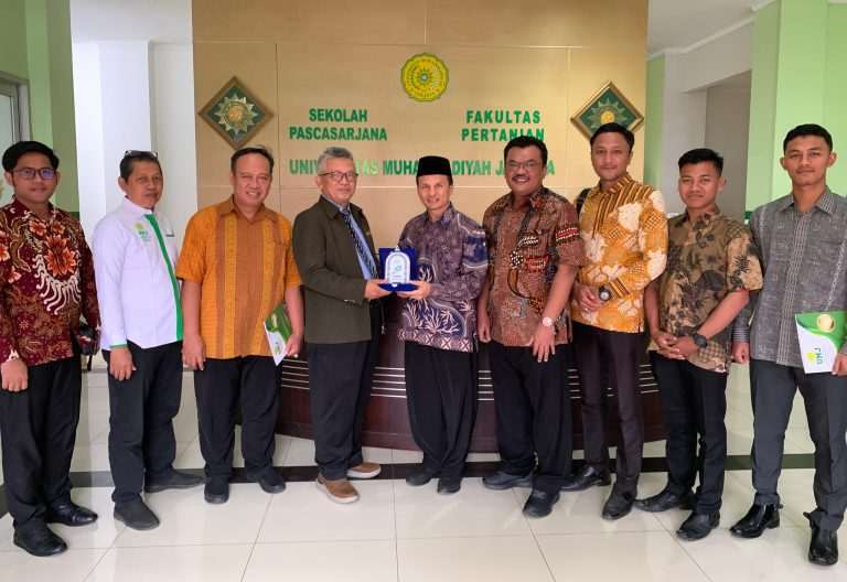 Universitas Darunnajah Benchmarking ke UMJ Persiapan Pendirian Prodi Magister Manajemen Pendidikan Islam 10 Universitas Darunnajah Benchmarking ke UMJ Persiapan Pendirian Prodi Magister Manajemen Pendidikan Islam