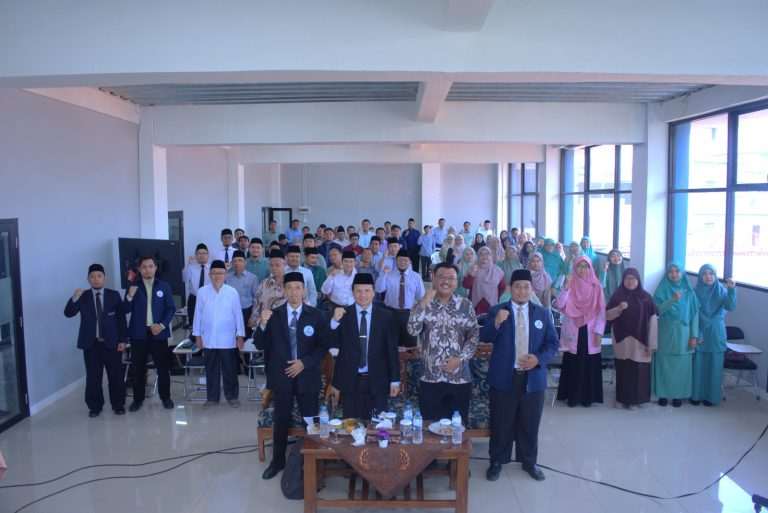 Dosen Fakultas Agama Islam Universitas Darunnajah Mengikuti Rapat Dosen Bahas RPS Berbasis OBE"