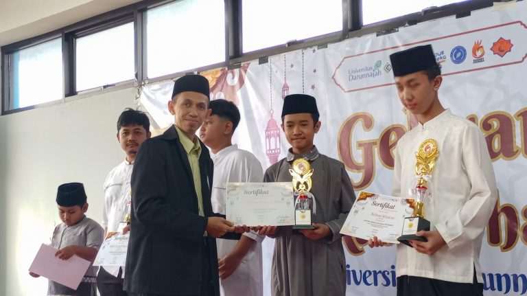 PENUTUPAN GEBYAR RAMADAN UNIVERSITAS DARUNNAJAH JAKARTA 11 PENUTUPAN GEBYAR RAMADAN UNIVERSITAS DARUNNAJAH JAKARTA