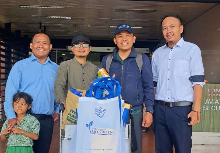 Tujuh Mahasiswa S3 UDN-USIM Resmi Berangkat ke Malaysia Mulai Perkuliahan Internasional 13 Tujuh Mahasiswa S3 UDN-USIM Resmi Berangkat ke Malaysia Mulai Perkuliahan Internasional
