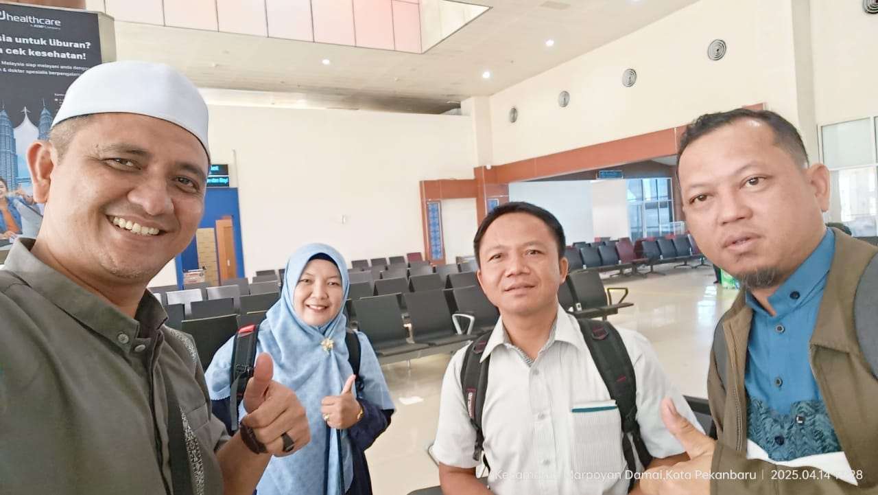 Tujuh Mahasiswa S3 UDN-USIM Resmi Berangkat ke Malaysia Mulai Perkuliahan Internasional 1 Tujuh Mahasiswa S3 UDN-USIM Resmi Berangkat ke Malaysia Mulai Perkuliahan Internasional