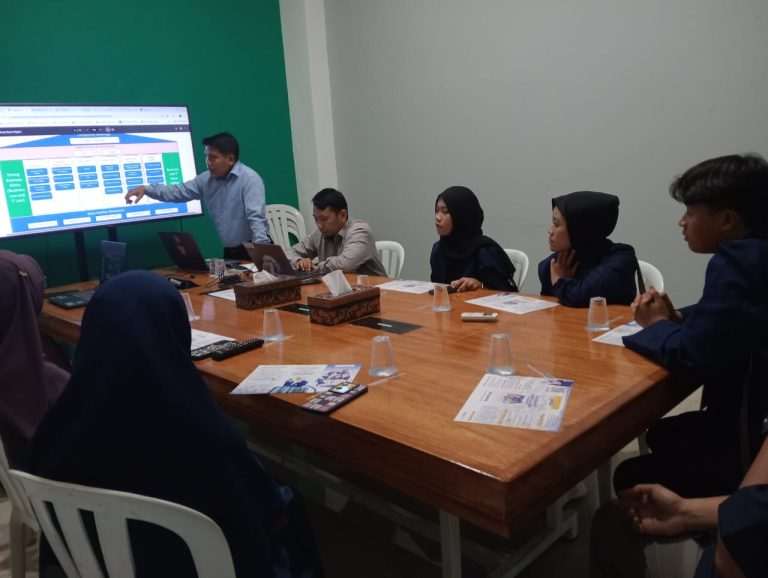 UDN Sukses Gelar Campus Tour Perdana, Buka Kesempatan Bagi Calon Mahasiswa Mengenal Lebih Dekat Dunia Perkuliahan 10 UDN Sukses Gelar Campus Tour Perdana, Buka Kesempatan Bagi Calon Mahasiswa Mengenal Lebih Dekat Dunia Perkuliahan