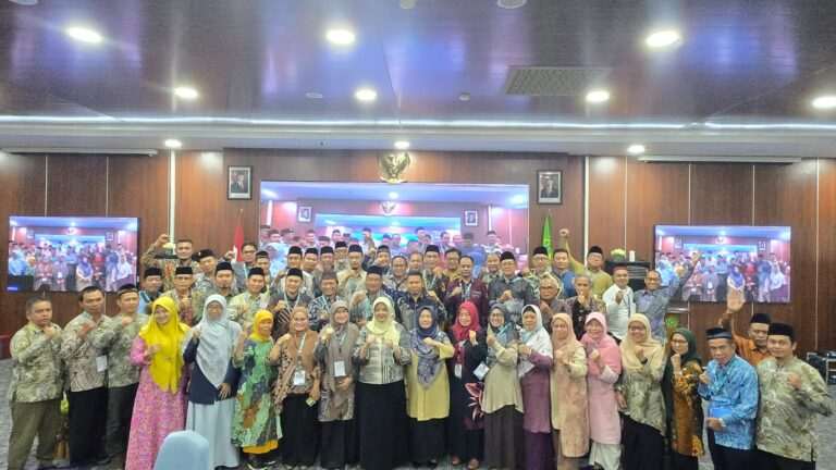 Dekan FAI Universitas Darunnajah Ikuti Evaluasi Program Kinerja Kopertais Wilayah I: Perkuat Komitmen Menuju PTKIS Unggul 10 Dekan FAI Universitas Darunnajah Ikuti Evaluasi Program Kinerja Kopertais Wilayah I: Perkuat Komitmen Menuju PTKIS Unggul