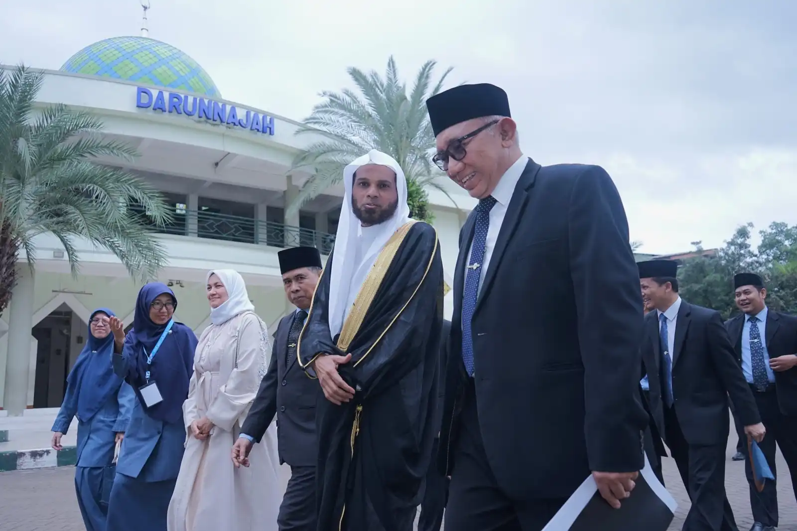 ICOP 2025: Universitas Darunnajah Gaungkan Transformasi Pesantren di Era AI dan Wakaf 1 ICOP 2025: Universitas Darunnajah Gaungkan Transformasi Pesantren di Era AI dan Wakaf