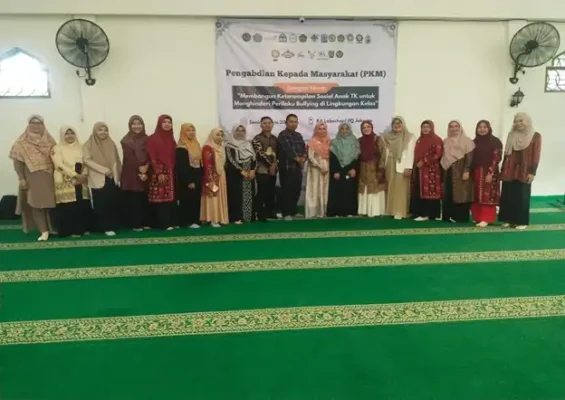 Pengabdian Masyarakat PIAUD Universitas Darunnajah di RA Labschool IIQ Jakarta: Membangun Keterampilan Sosial Anak TK Pengabdian Masyarakat PIAUD Universitas Darunnajah di RA Labschool IIQ Jakarta: Membangun Keterampilan Sosial Anak TK