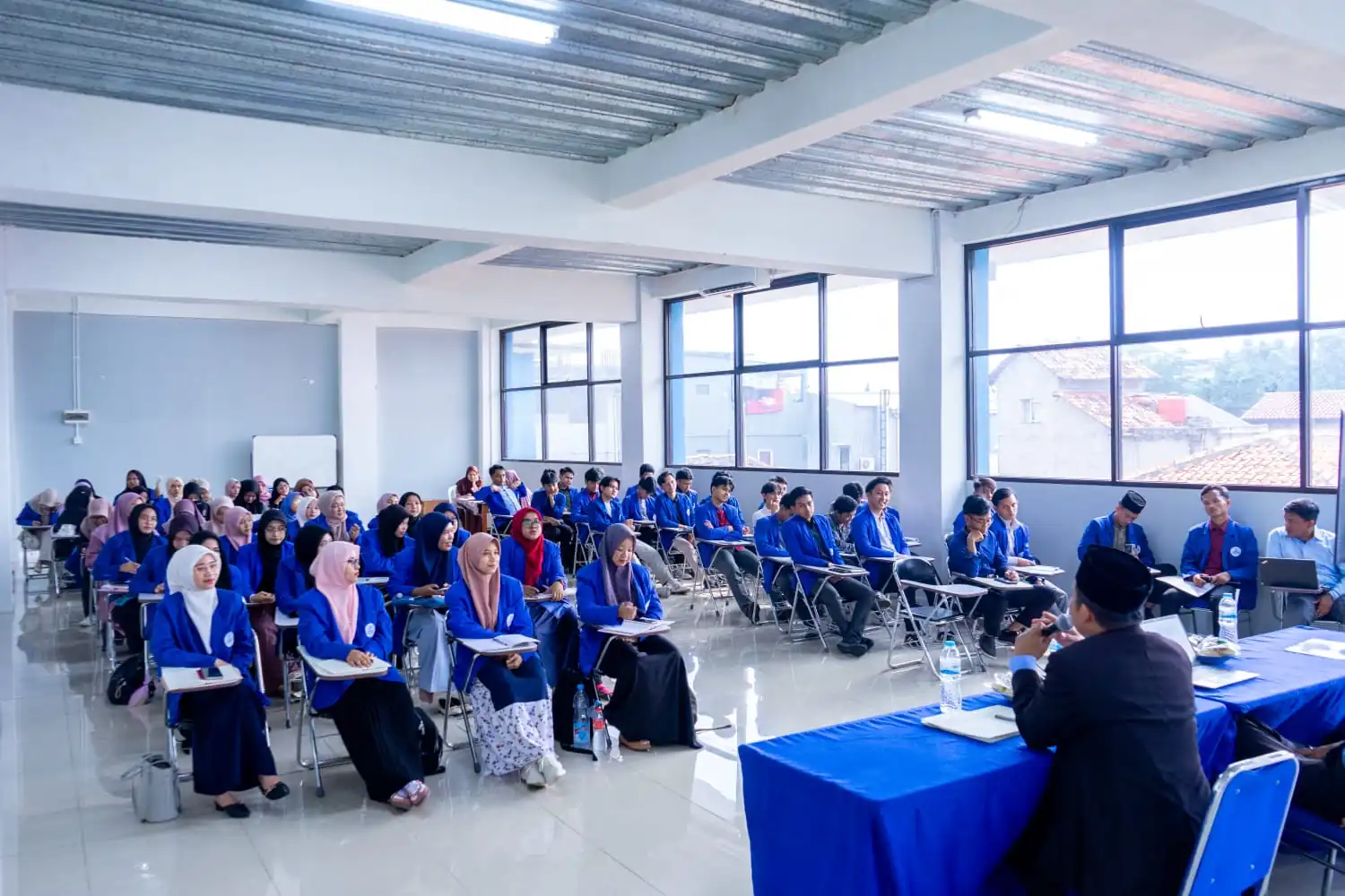 Universitas Darunnajah Gelar Kuliah Umum Jelang Ujian Akhir Semester