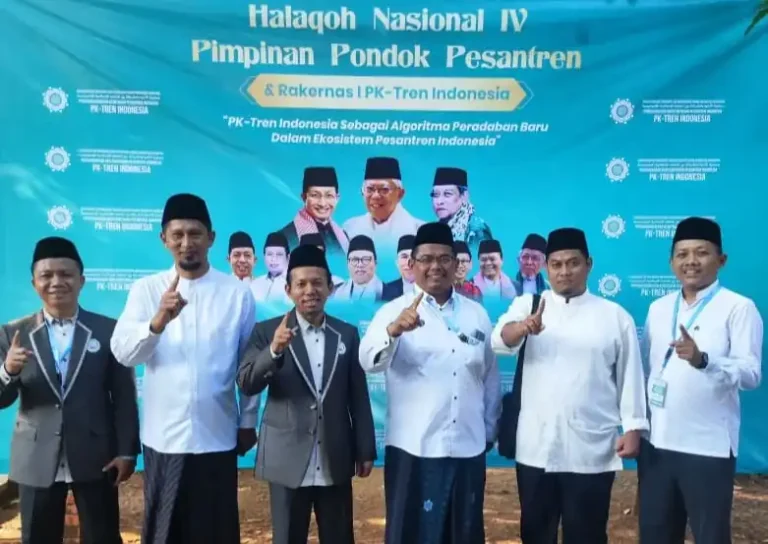 Rakernas PK-TREN Indonesia: UDN Siap Kolaborasi dengan 42 Ribu Pesantren 1 Rakernas PK-TREN Indonesia: UDN Siap Kolaborasi dengan 42 Ribu Pesantren