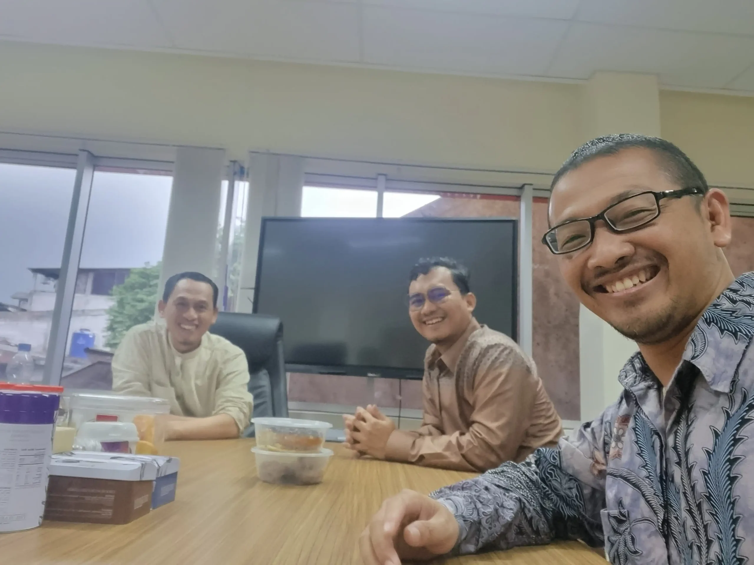 Penyerahan Skema Sertifikasi ke BNSP dan Audiensi dengan Komisioner (Anggota) BNSP Dr. Muhammad Nur Hayid, S.Th.I., M.M tentang Program Internalisasi dan pelatihan para Aseso