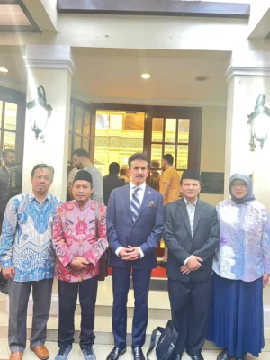 Rektor Universitas Darunnajah Menjadi Keynote Speaker Acara Internasional di Kedutaan Besar Pakistan, Dalam Diskusi Konflik Kashmir Rektor Universitas Darunnajah Menjadi Keynote Speaker Acara Internasional di Kedutaan Besar Pakistan, Dalam Diskusi Konflik Kashmir