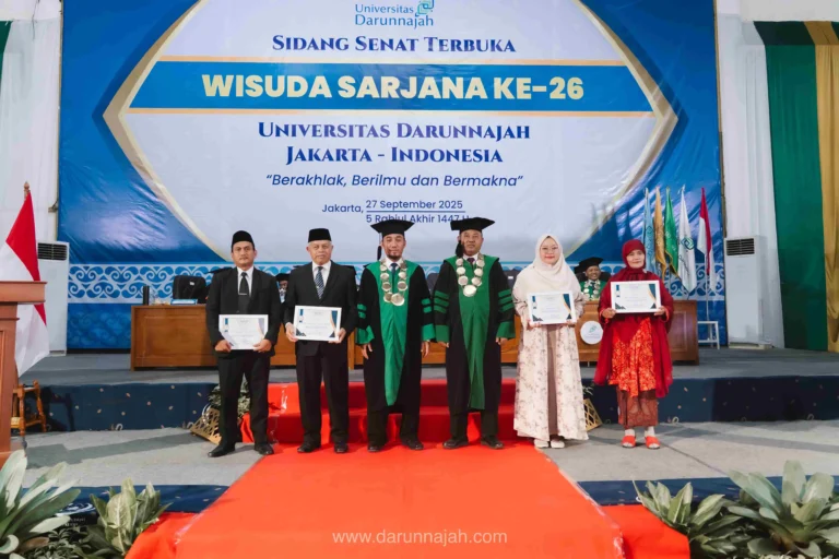 Penghargaan untuk Jejak Prestasi Alumni Universitas Darunnajah 1 Penghargaan untuk Jejak Prestasi Alumni Universitas Darunnajah