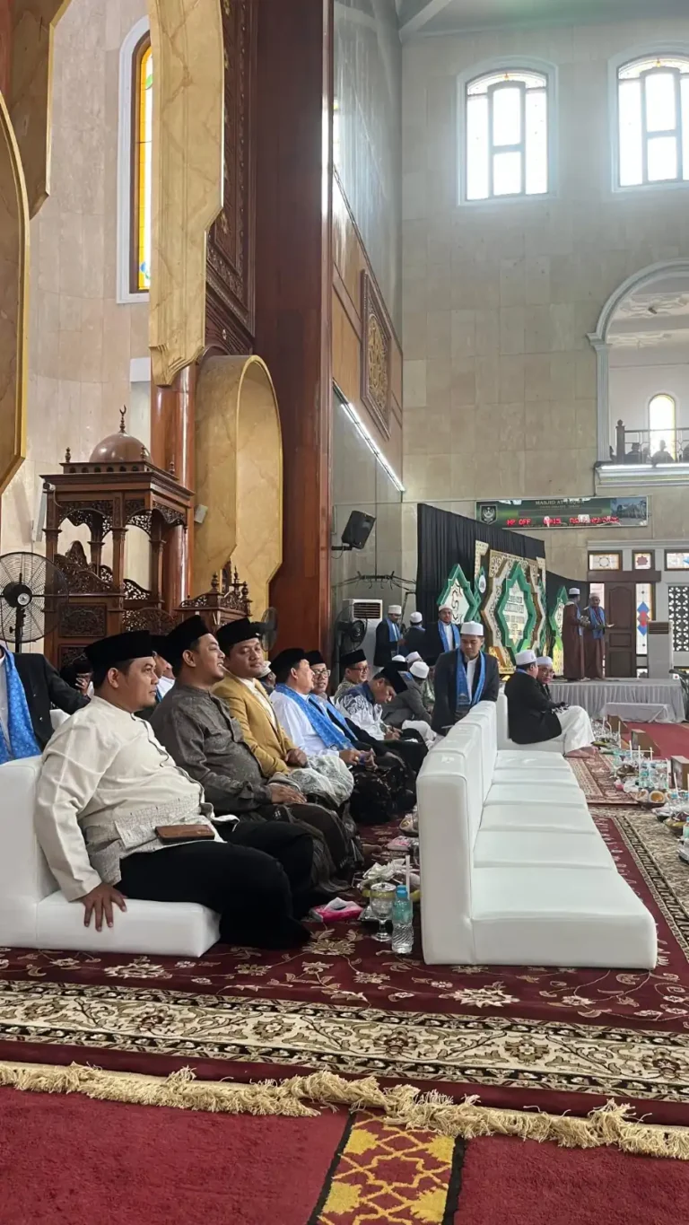Tegaskan Akar Kepesantrenan, UDN Hadiri Maulid Bersama Pesantren-Pesantren Jabodetabek