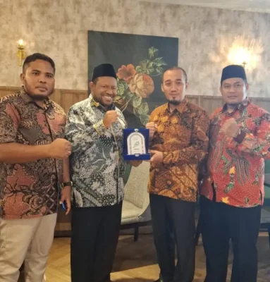 Tak Hanya Viral Pidato Arab, Wagub Papua Barat Daya siap Dorong Kerja Sama Pemda dengan UDN Tak Hanya Viral Pidato Arab, Wagub Papua Barat Daya siap Dorong Kerja Sama Pemda dengan UDN
