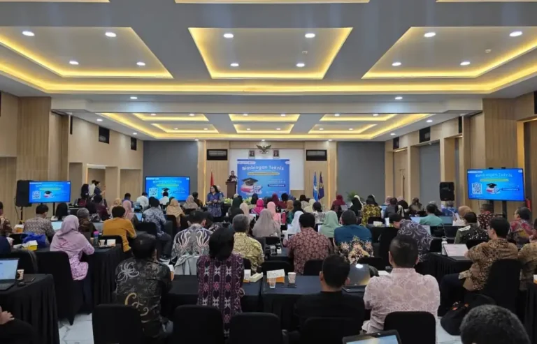 Pelatihan Asesor Program Rekognisi Pembelajaran Lampau (RPL): Meningkatkan Kualitas Pendidikan dengan Penilaian yang Tepat 1 Pelatihan Asesor Program Rekognisi Pembelajaran Lampau (RPL): Meningkatkan Kualitas Pendidikan dengan Penilaian yang Tepat