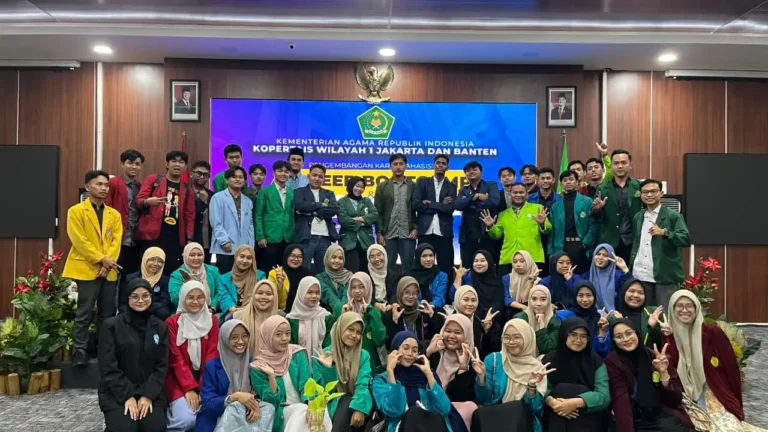 Mahasiswi FAI Ikuti Seminar Perkembangan Karir PTKIS, Siapkan Diri Hadapi Dunia Kerja Modern 1 Mahasiswi FAI Ikuti Seminar Perkembangan Karir PTKIS, Siapkan Diri Hadapi Dunia Kerja Modern