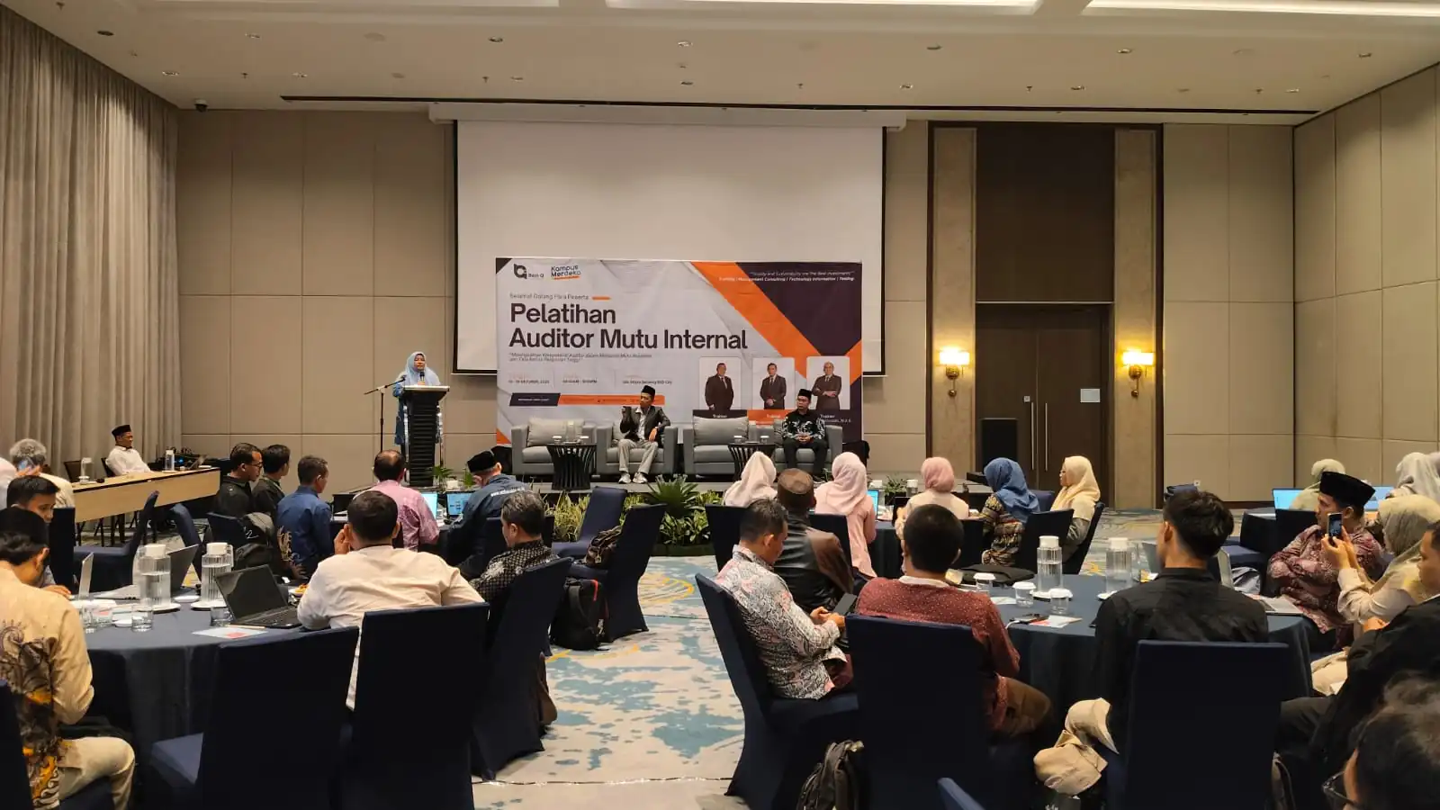 FAI Universitas Darunnajah Komitmen Tingkatkan Mutu Pendidikan Lewat Pelatihan Audit Mutu Internal (AMI)
