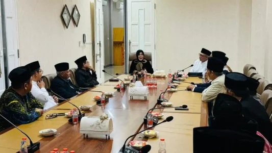 Kunjungan Universitas Darunnajah ke Wali Kota Banda Aceh Bahas Kolaborasi di Bidang Beasiswa dan Pendidikan