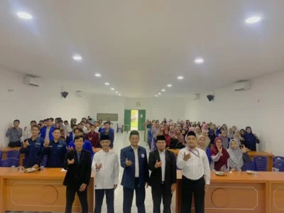 Wakil Rektor II Dr. Samiyono, M.Pd. Beri Pengarahan dan Kuliah Umum dalam Rangka UTS di Kampus 2 Cipining Bogor