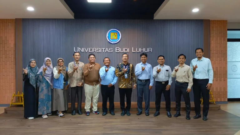 Focus Group Discussion Fakultas Sains dan Teknologi Universitas Darunnajah dengan Fakultas Teknologi Informasi Universitas Budi Luhur