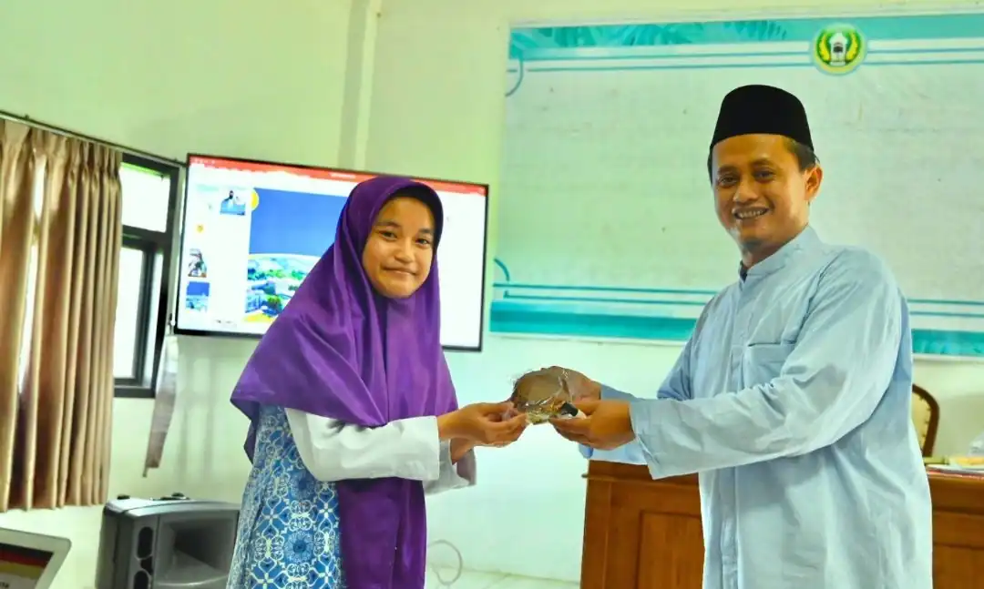 Pelatihan Literasi Keuangan di Pondok Pesantren Darunnajah 3: Meningkatkan Kemandirian Santri