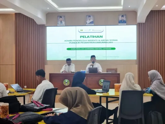 Pembukaan Pelatihan Admin Pengelola Website dan Media Sosial Pondok Pesantren Darunnajah  