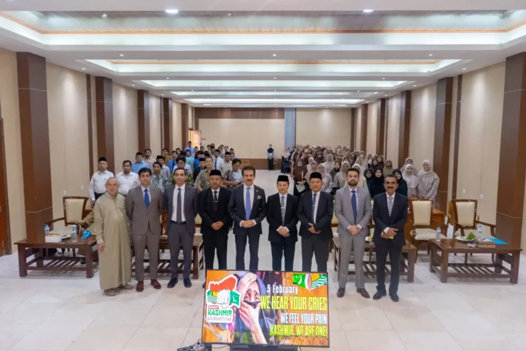 Universitas Darunnajah Bahas Isu Kashmir dalam Seminar Internasional Bersama Dubes Pakistan 5 Universitas Darunnajah Bahas Isu Kashmir dalam Seminar Internasional Bersama Dubes Pakistan