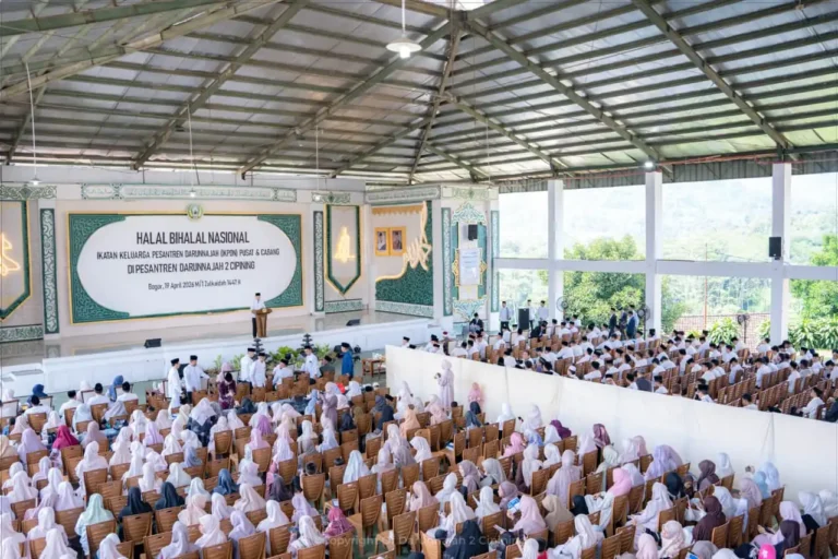 Ratusan Alumni Darunnajah Berkumpul Jalin Silaturahmi 18 Ratusan Alumni Darunnajah Berkumpul Jalin Silaturahmi