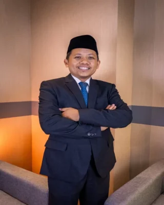 Escape: Jalan Para Nabi Membangun Peradaban Utama di Tengah Dunia yang Kacau