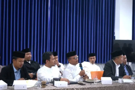 Magister MPI Selenggarakan Special Lecture bersama KH Anang Bahas Fundraising dan Wakaf di Pesantren
