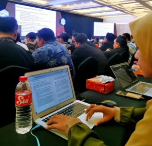 Dosen dan Mahasiswa Fakultas Sains dan Teknologi UDN Mengikuti Pelatihan Semikonduktor Kolaborasi Arm dan Danantara 1 Dosen dan Mahasiswa Fakultas Sains dan Teknologi UDN Mengikuti Pelatihan Semikonduktor Kolaborasi Arm dan Danantara