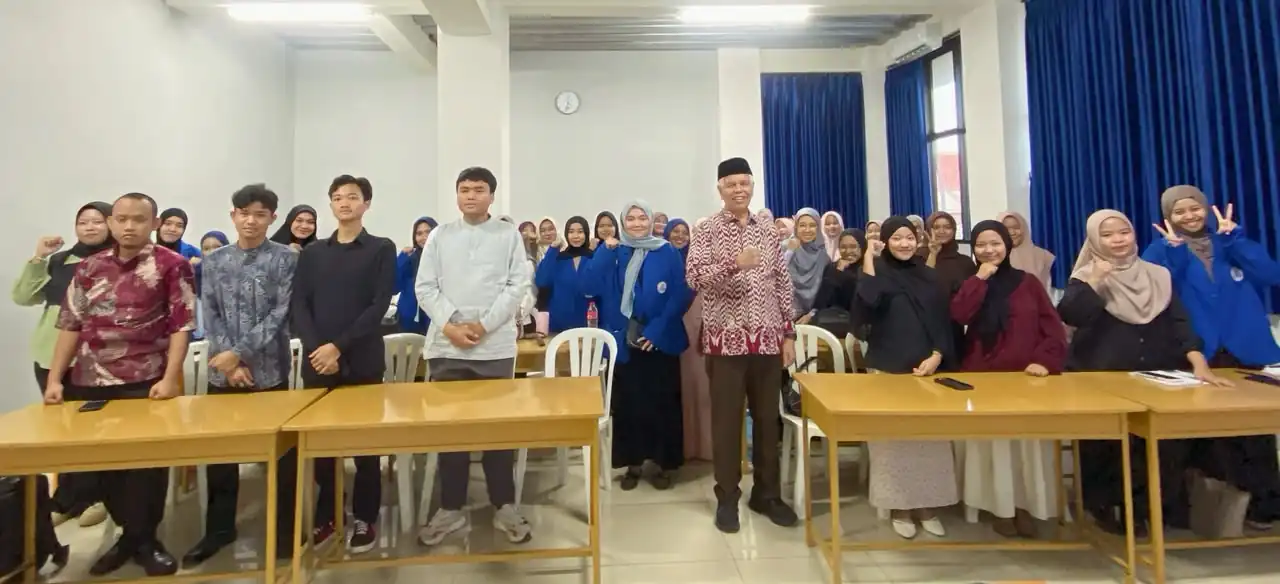 FAI Universitas Darunnajah Hadirkan Prof. Armai Arief Bahas Strategi Manajemen Pendidikan Masa Depan 2 FAI Universitas Darunnajah Hadirkan Prof. Armai Arief Bahas Strategi Manajemen Pendidikan Masa Depan