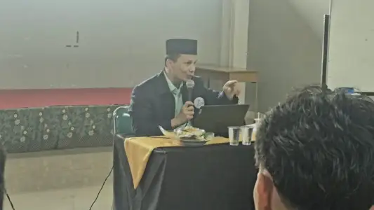 Kenalkan Nilai dan Identitas Kampus, Universitas Darunnajah Bekali Mahasiswa Baru PESMA tentang Kedarunnajahan 1 Kenalkan Nilai dan Identitas Kampus, Universitas Darunnajah Bekali Mahasiswa Baru PESMA tentang Kedarunnajahan